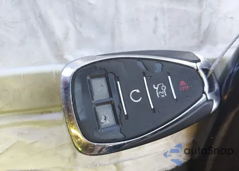 2018 Chevrolet Malibu Lt z USA, uszkodzony, nr VIN 1G1ZD5ST3JF201432